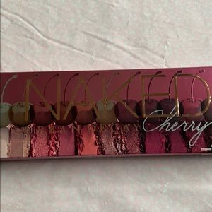 Urban Decay Naked Cherry eyeshadow palette